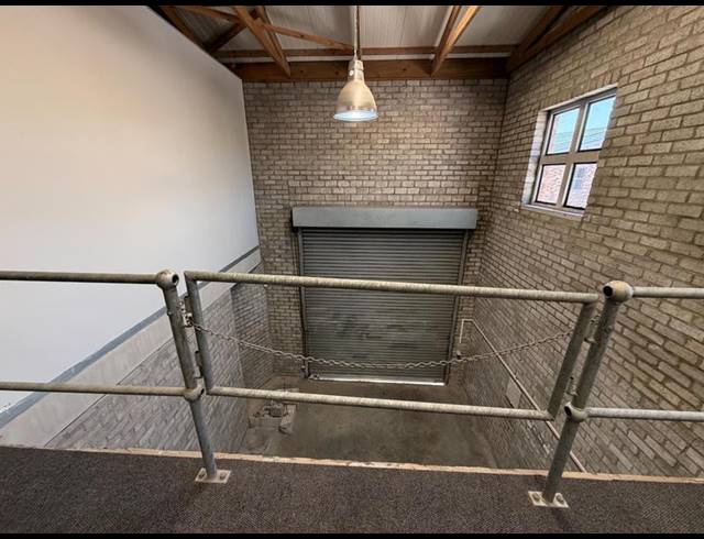 BUSINESS PROPERTY TO RENT IN NEWTON PARK